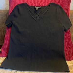 Cable & gauge black Top